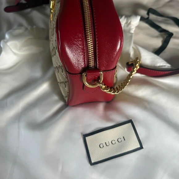 Gucci Beige and Red Crossbody Camera Bag (Rare) - Picture 15 of 16